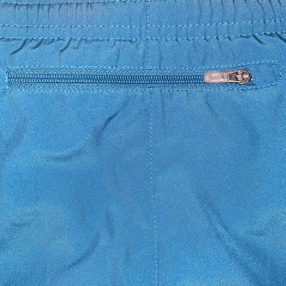 Nike Athletic Shorts, Size M - Picture 4 of 9